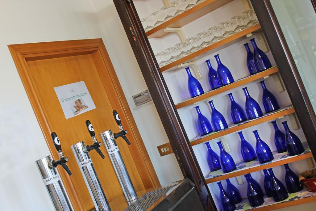 Hotel Touring Misano Adriatico Exterior photo